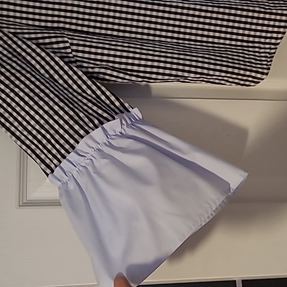 Top - Picture 3 of 4